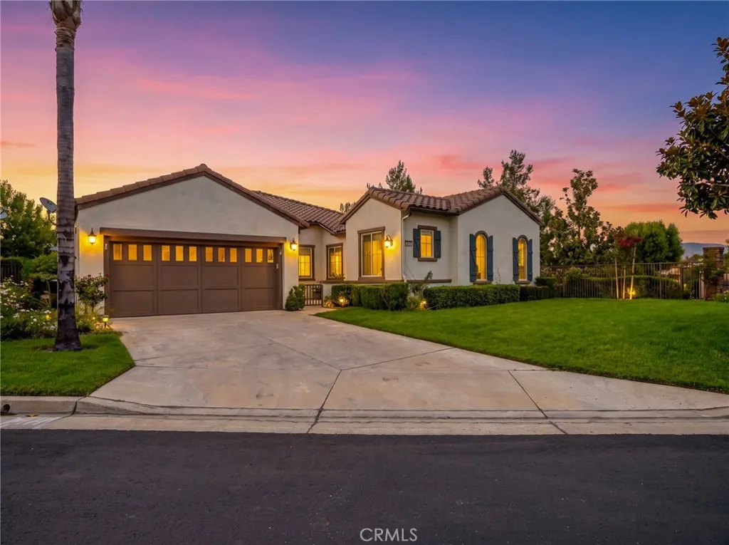 Corona, CA 92883