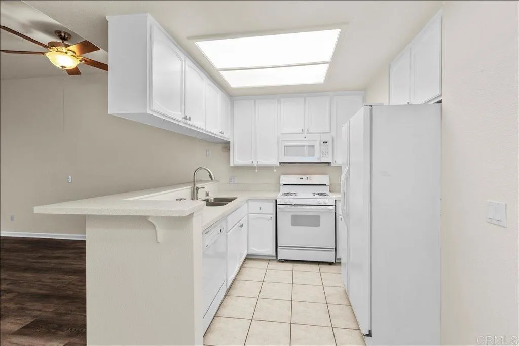 4639 Executive Drive Unit 55, San Diego, CA 92121 - Photo 3 of 24, San Diego, CA