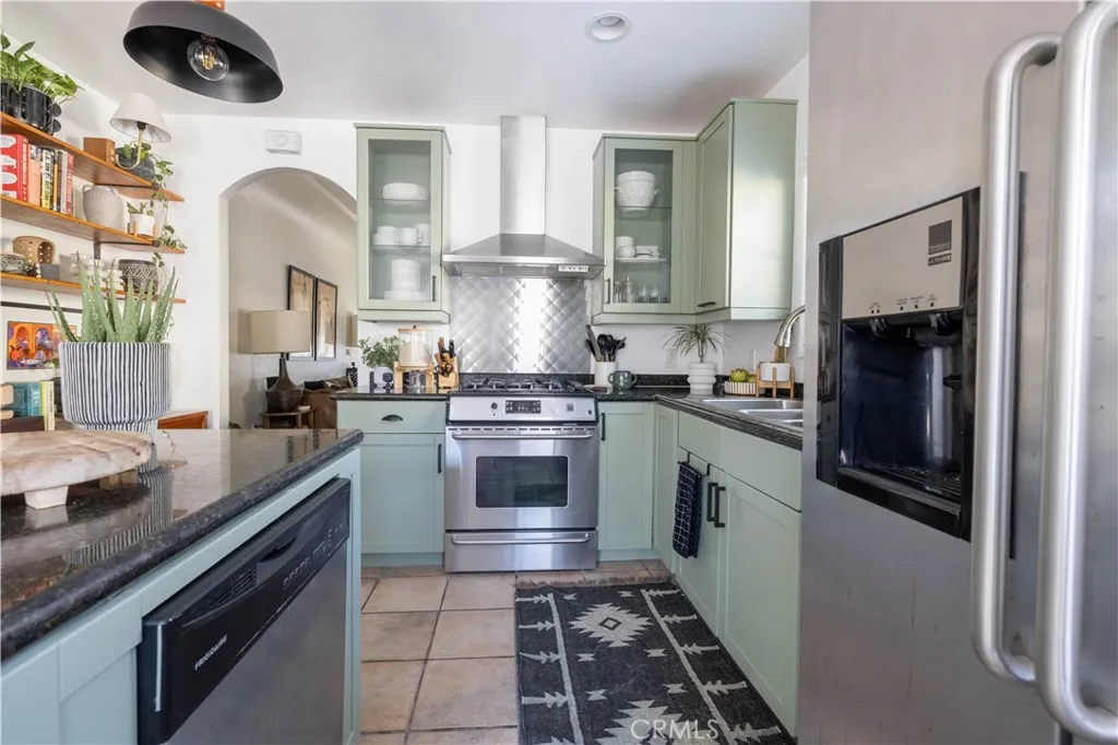 https://cdn.realtyfeed.com/cdn/127/306799604/23361976c249a1acfc4ea9f6daf51b4d.webp