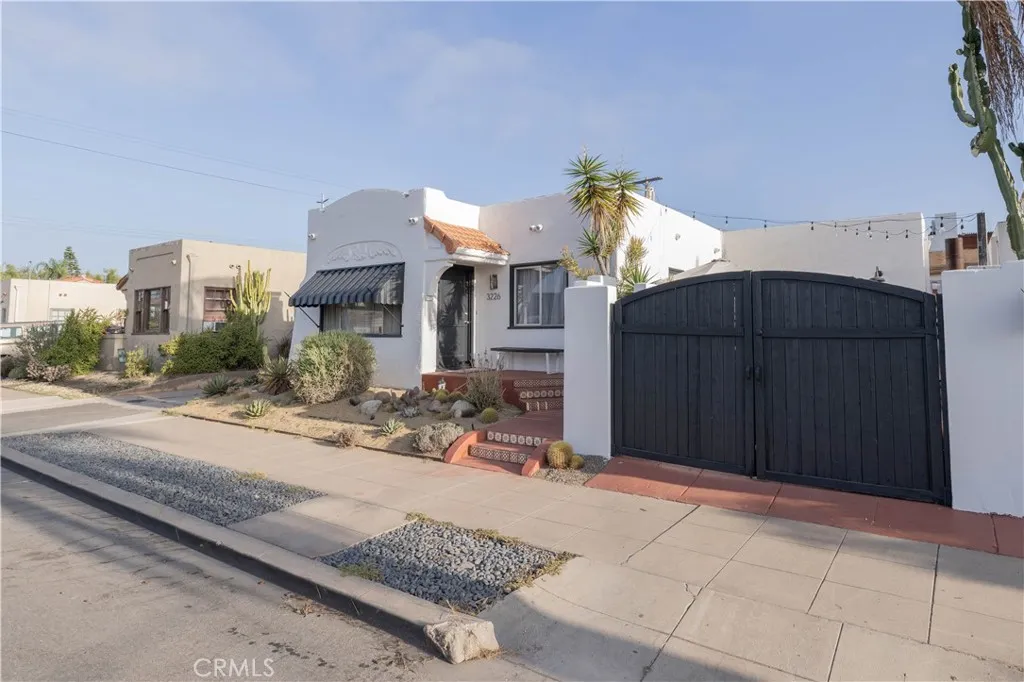 https://cdn.realtyfeed.com/cdn/127/306799604/532b0f022e24c897925e8081a04faa3b.webp