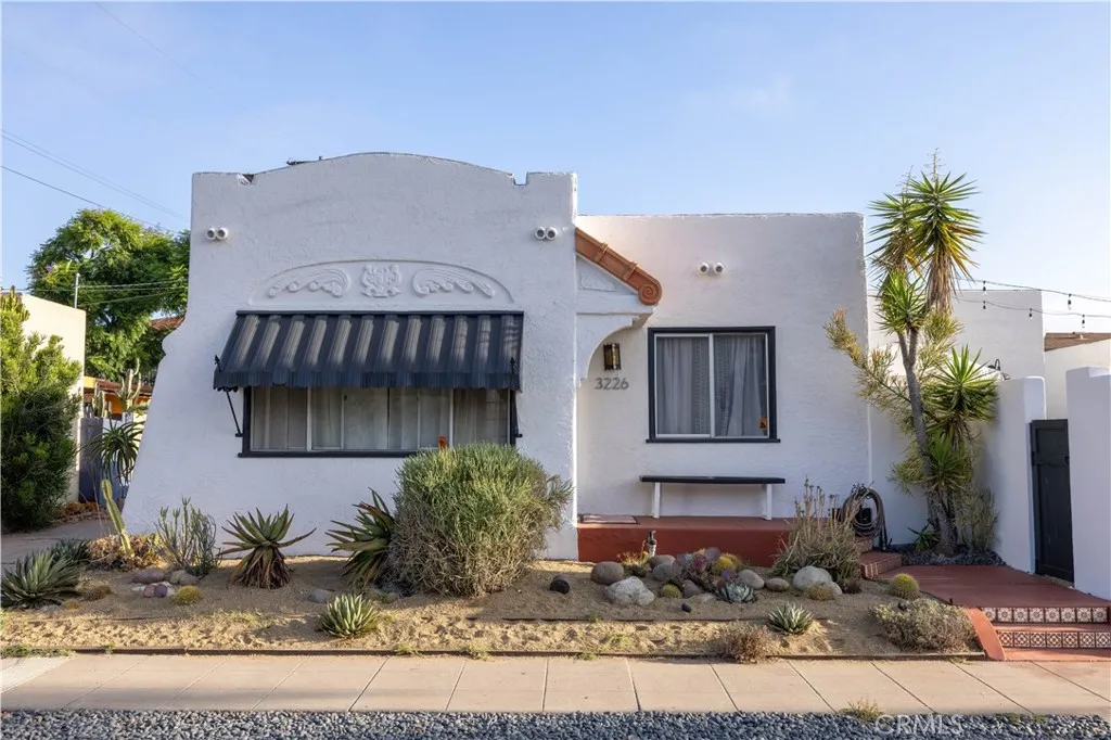 https://cdn.realtyfeed.com/cdn/127/306799604/7dd486dea9870c6f443e4cf0fa45feeb.webp