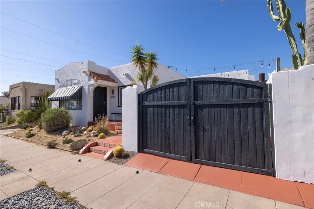 https://cdn.realtyfeed.com/cdn/127/306799604/dc335d0777a4b1742b3a35c1ff9f6854.webp