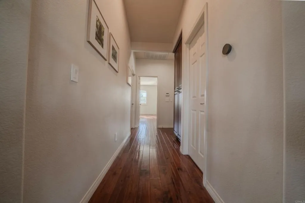 https://cdn.realtyfeed.com/cdn/127/306799609/54c4ba27ba4e6cfaec8d3961b38d3b89.webp