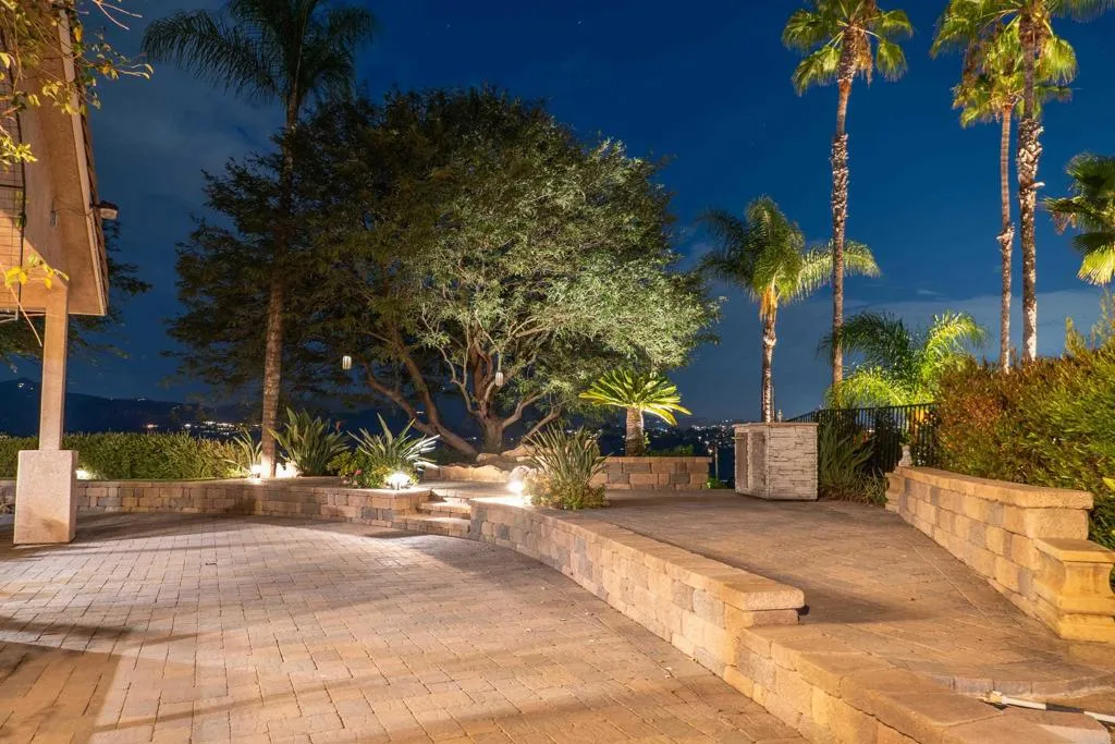 https://cdn.realtyfeed.com/cdn/127/306799609/c214782fb9c2b90d59d32a55bd5ffbb0.webp
