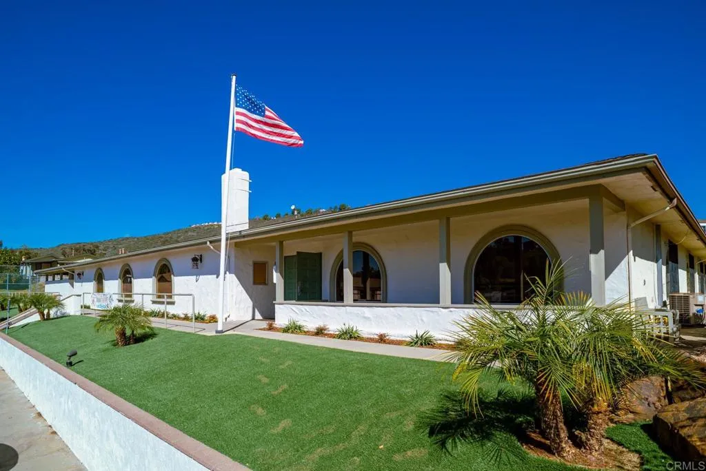 https://cdn.realtyfeed.com/cdn/127/306799611/09dcbc177b09544e063d70226280f492.webp