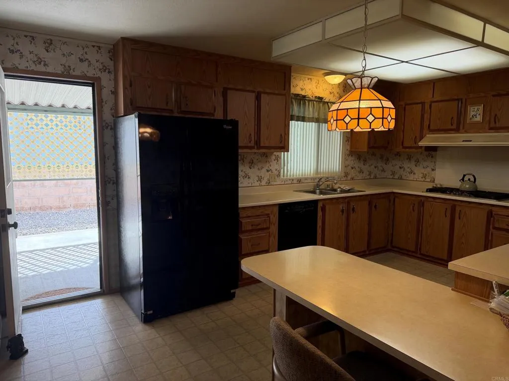 https://cdn.realtyfeed.com/cdn/127/306799611/62b23ffc6e38a337b8b07ea2e320071b.webp