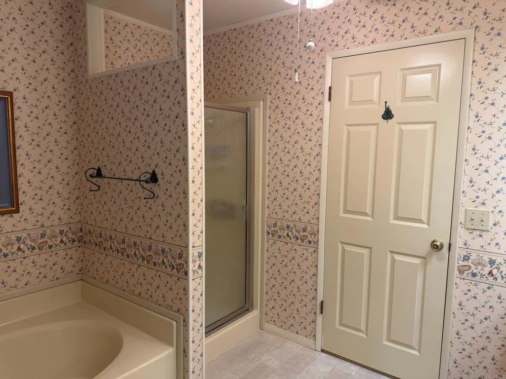 https://cdn.realtyfeed.com/cdn/127/306799611/b99198448f560e409e03ff71c08964c3.webp