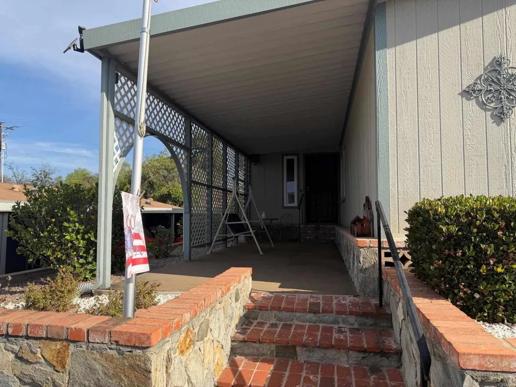 https://cdn.realtyfeed.com/cdn/127/306799611/d0bce75be7c2dbb03dcd96002fbea29c.webp