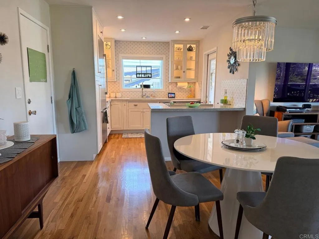 https://cdn.realtyfeed.com/cdn/127/306799613/06fb87bdbdc8c517bad50ea18ed64246.webp