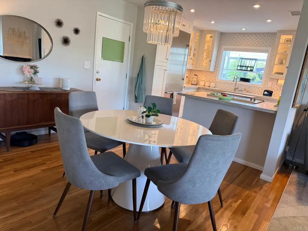 https://cdn.realtyfeed.com/cdn/127/306799613/676948fecf57d9c92af31f7a28a573ea.webp