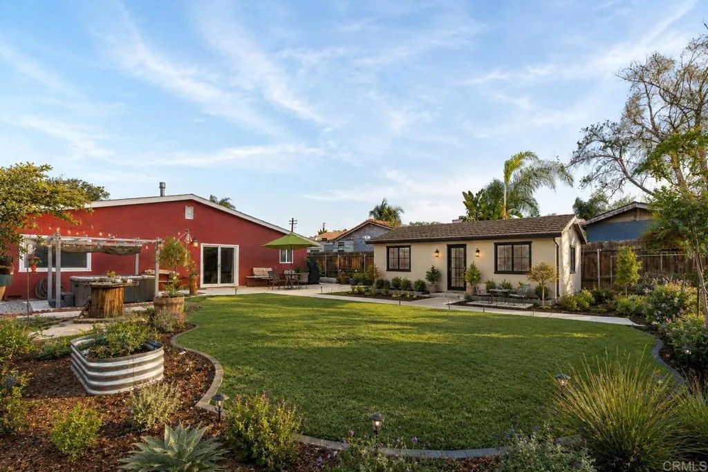 https://cdn.realtyfeed.com/cdn/127/306799615/7b0a68f81a3a42f73cb05ee0be8f60ee.webp