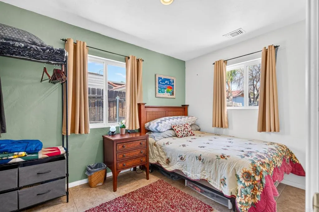 https://cdn.realtyfeed.com/cdn/127/306799615/f117ff02e34664e776c017dcb20e54f8.webp