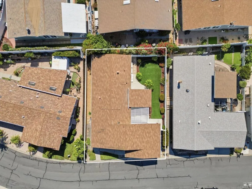 https://cdn.realtyfeed.com/cdn/127/306799745/214fa800715ac3391d4b9828af9402bb.webp