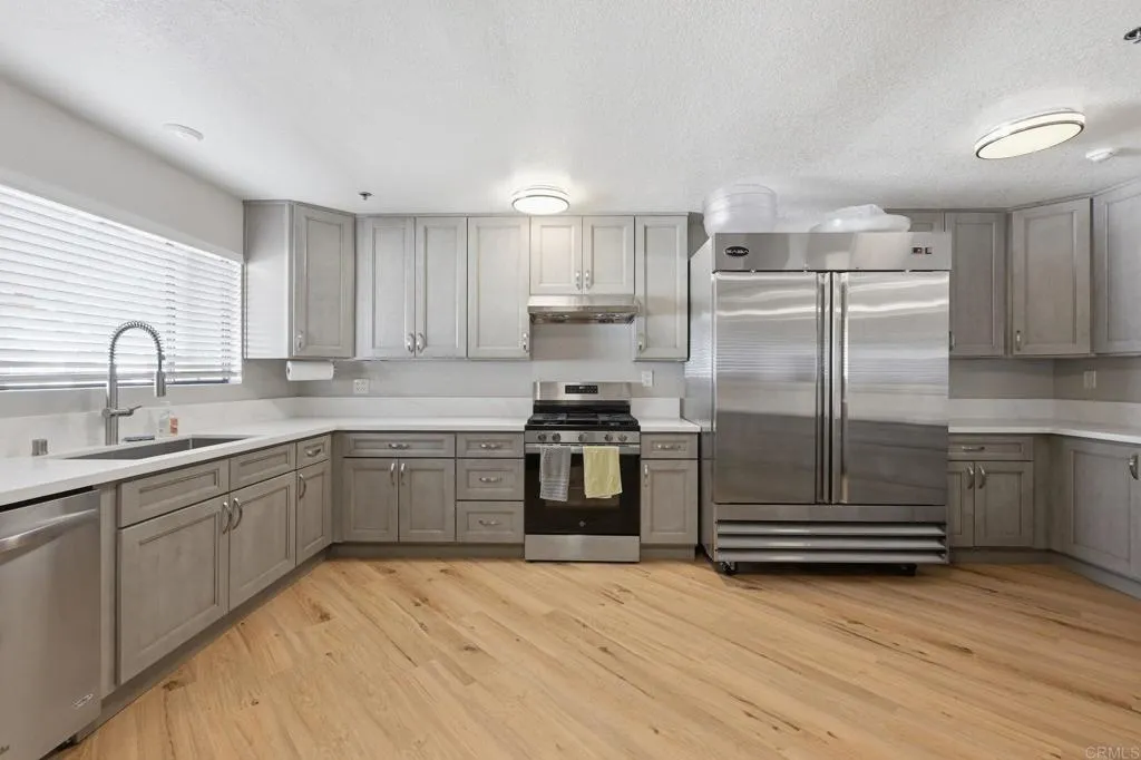 https://cdn.realtyfeed.com/cdn/127/306799745/567c077553b1f9b636ed0dff29636878.webp