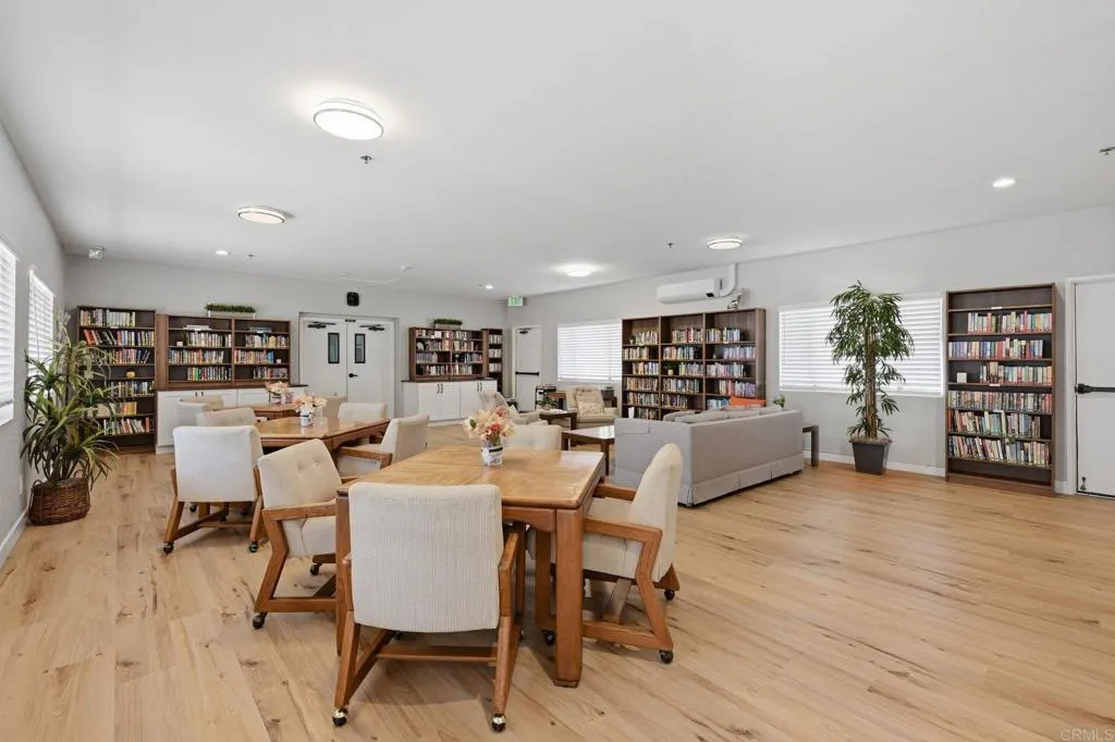 https://cdn.realtyfeed.com/cdn/127/306799745/896e3360fa32e76586da21423643bb2c.webp