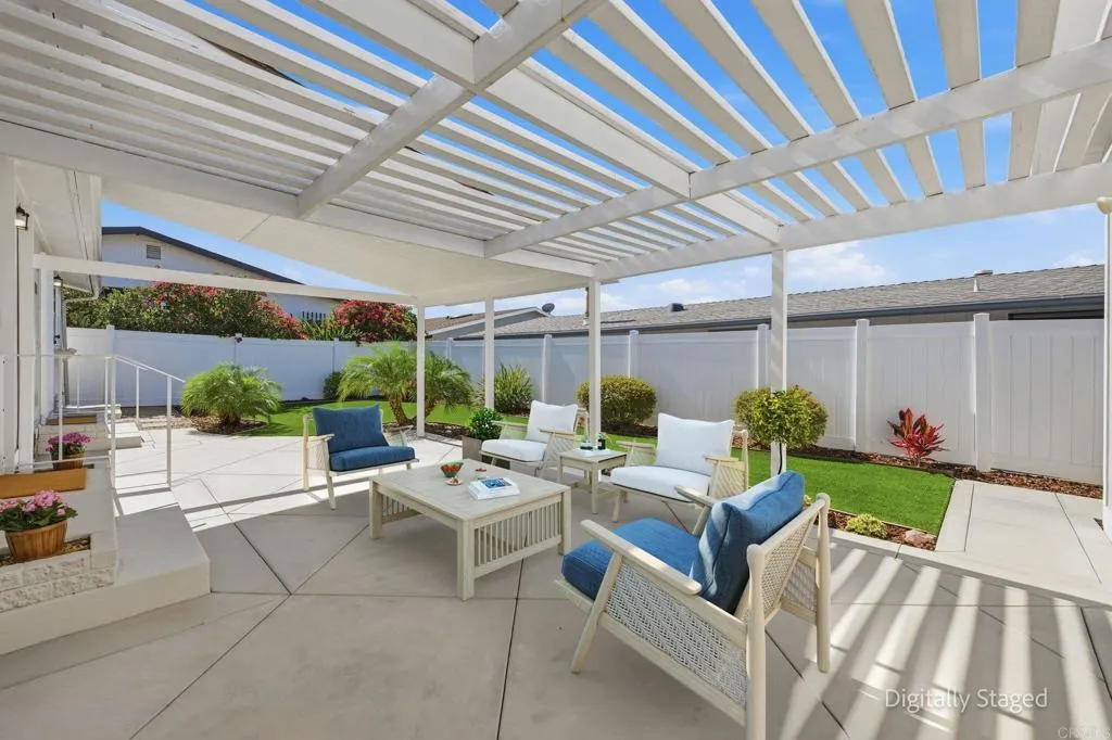 https://cdn.realtyfeed.com/cdn/127/306799745/89c5d7e3a9ba260f2b8f5749d406ea1a.webp
