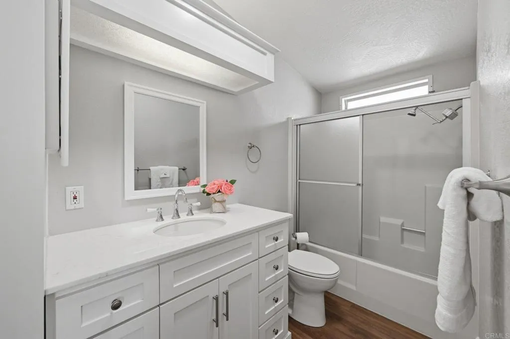 https://cdn.realtyfeed.com/cdn/127/306799745/e20de131a63642ede84081a65e8e7b82.webp