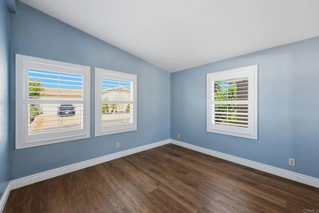https://cdn.realtyfeed.com/cdn/127/306799745/f6dc49a13e2df914fe862a7f45bbdb1b.webp