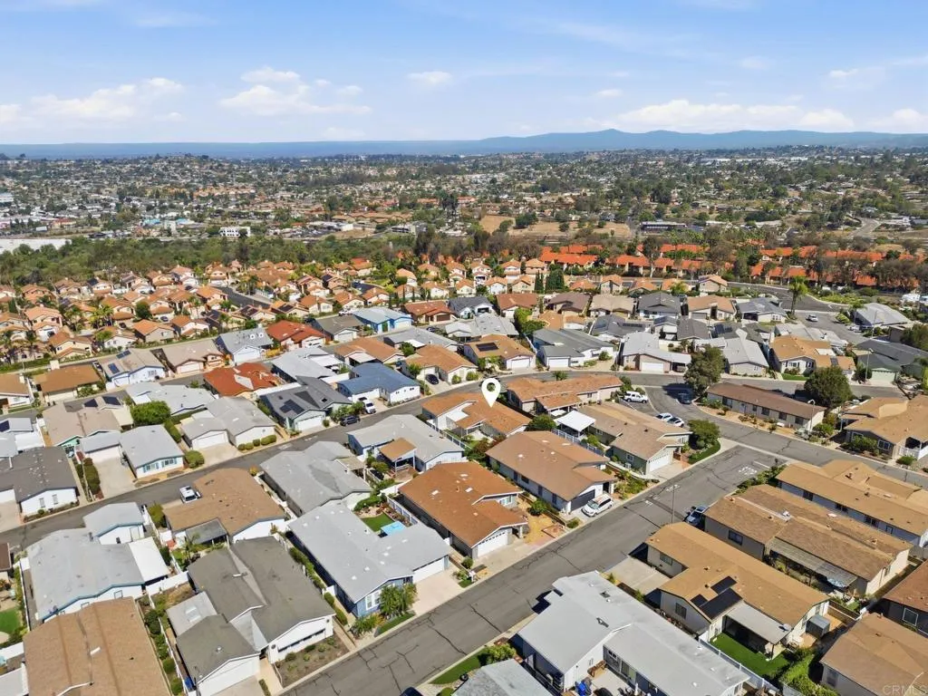 https://cdn.realtyfeed.com/cdn/127/306799745/fa846b851e8195f74b3b1362d8a7a45e.webp
