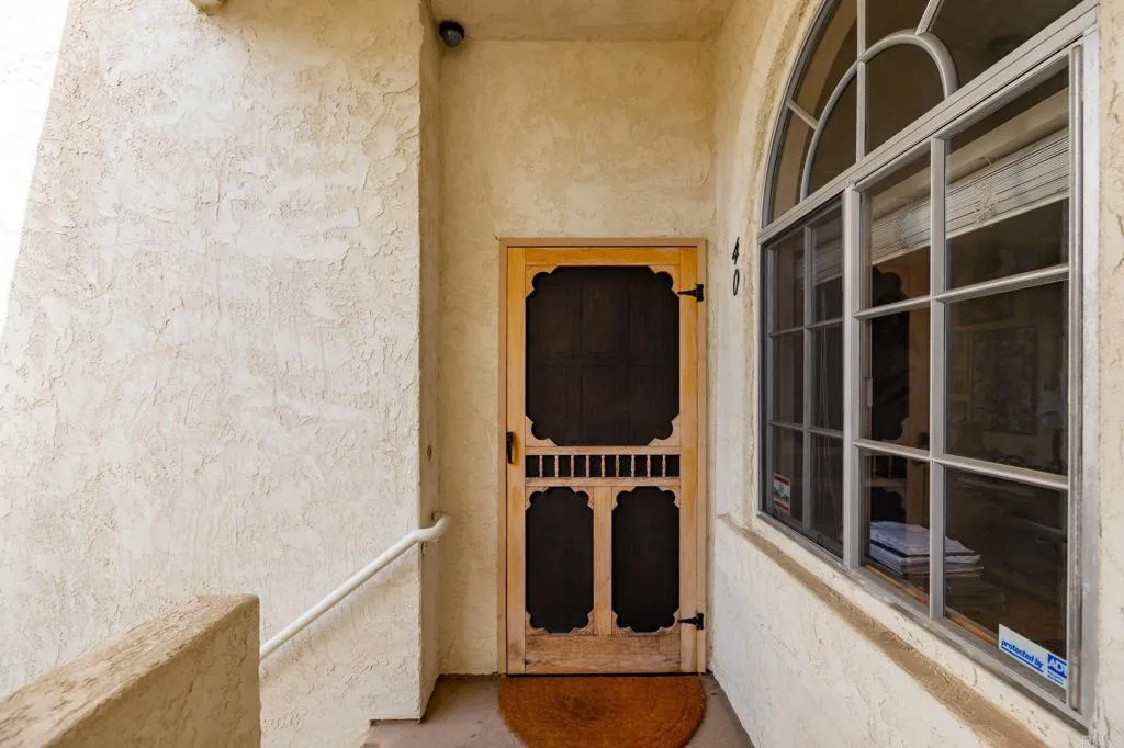 1050 La Tortuga Drive Unit 40, Vista, CA 92081 - Photo 2 of 26, Vista, CA