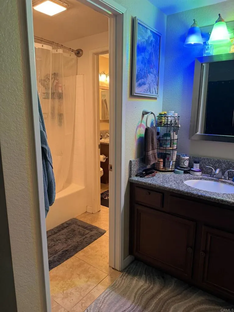 1050 La Tortuga Drive Unit 40, Vista, CA 92081 - Photo 4 of 5, Vista, CA