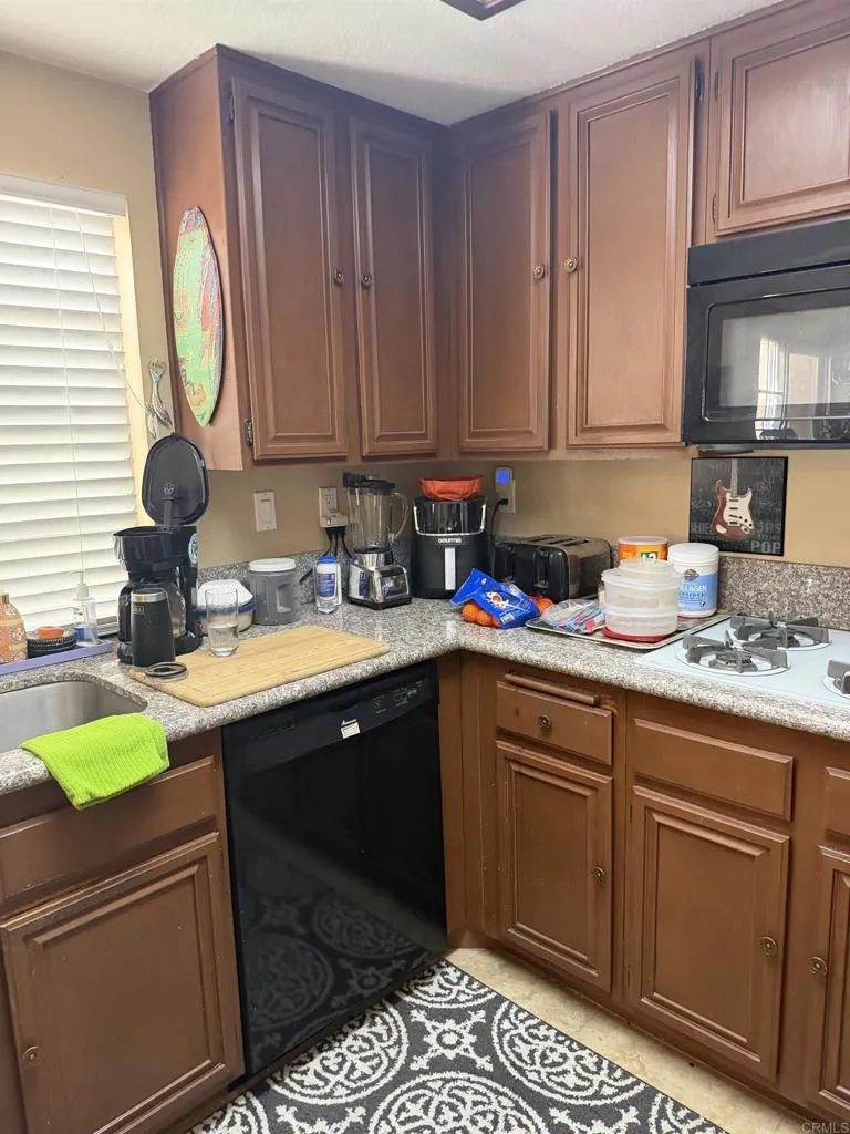 https://cdn.realtyfeed.com/cdn/127/306799816/c4f06380363db285b12173cb56141352.webp