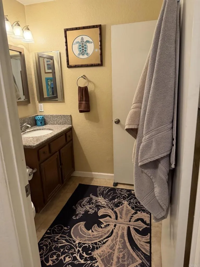 1050 La Tortuga Drive Unit 40, Vista, CA 92081 - Photo 5 of 5, Vista, CA