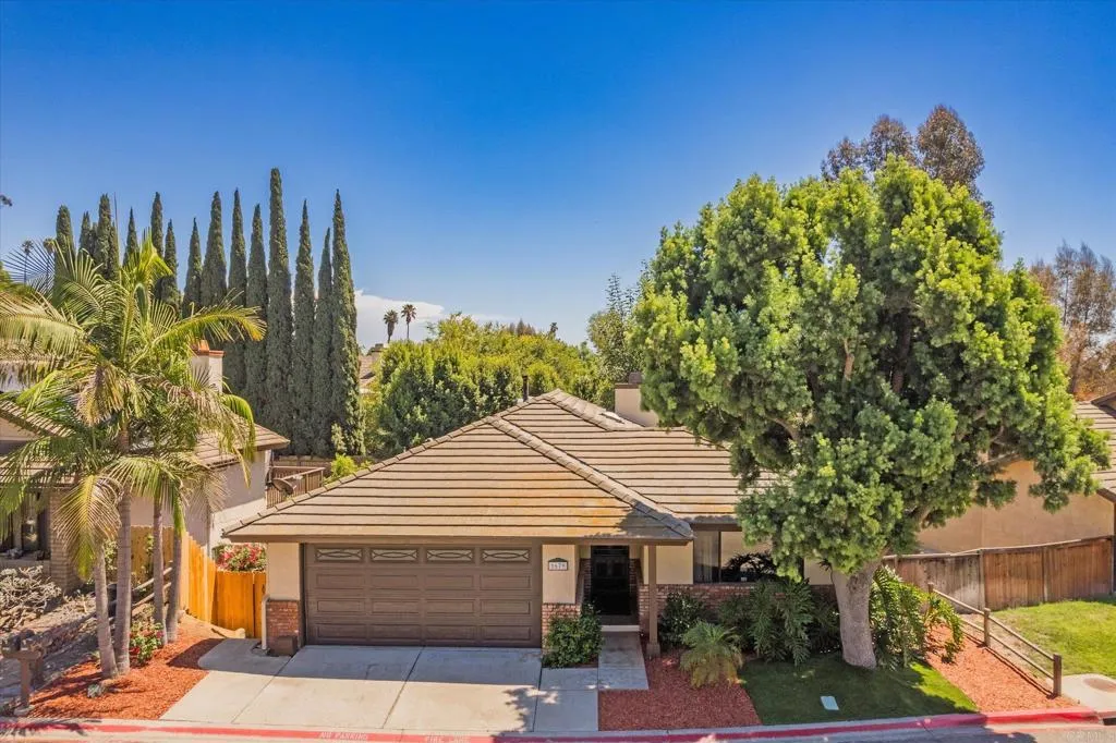 1679 Madrone Glen, Escondido, CA 92027 - Photo 3 of 59, Escondido, CA