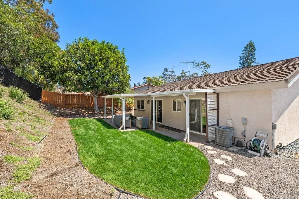 11274 Vista La Cuesta Drive, San Diego, CA 92131 - Photo 4 of 36, San Diego, CA