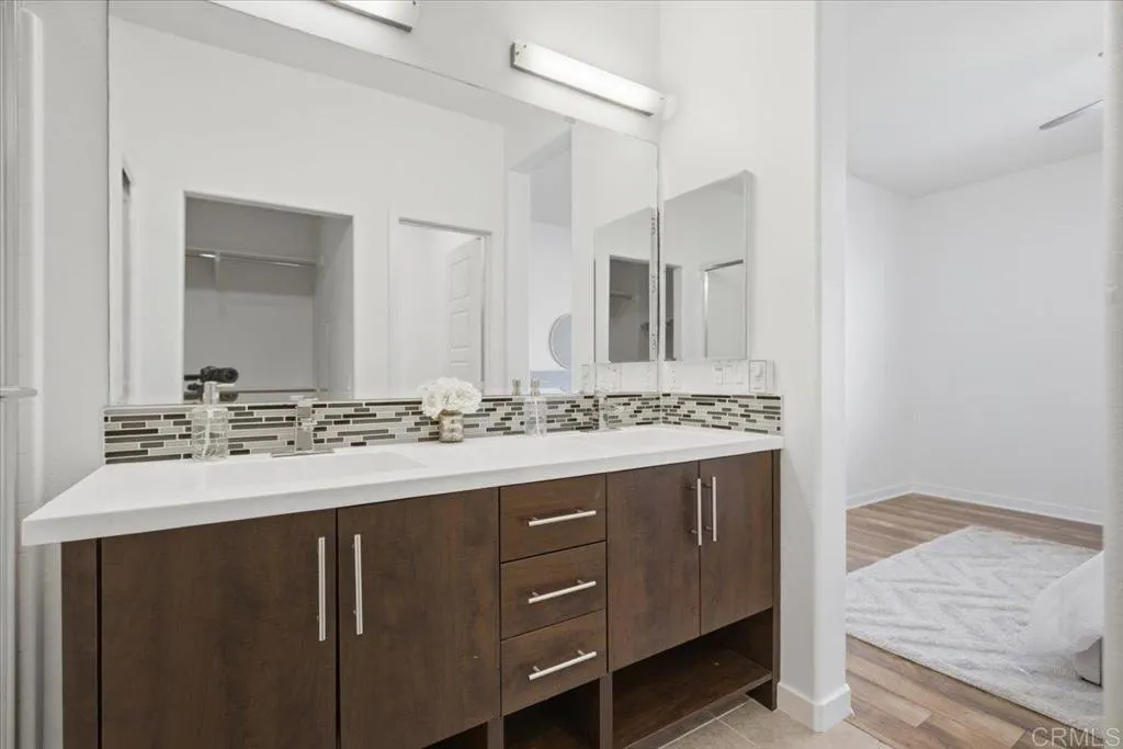 https://cdn.realtyfeed.com/cdn/127/306799902/d71c979211c9ae7d08d9fdd4af0695a9.webp