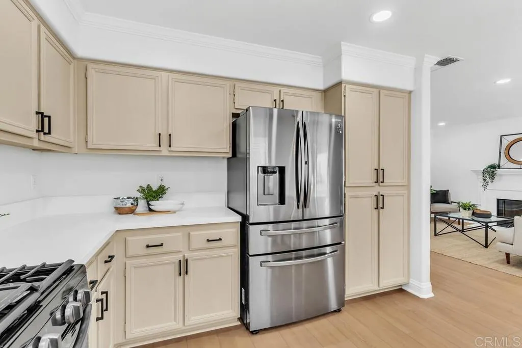 https://cdn.realtyfeed.com/cdn/127/306799953/2ad5fa4fac626ac87114badec795bcd1.webp