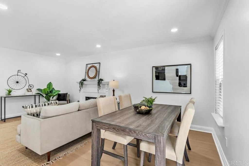 https://cdn.realtyfeed.com/cdn/127/306799953/53ff07e3081fa1e48d09d2437bfdcb7a.webp