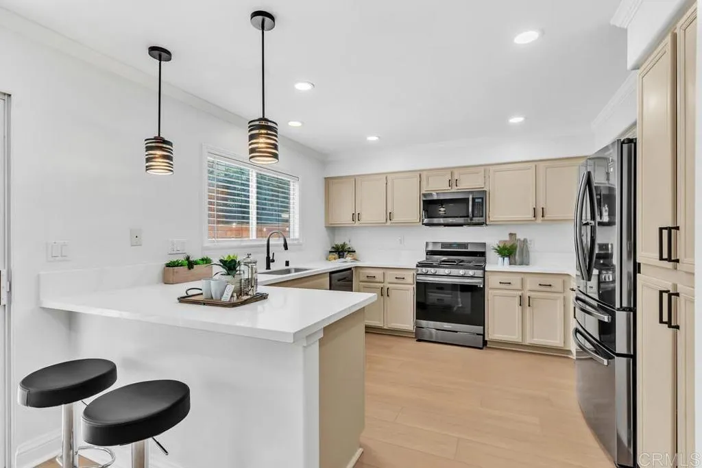 https://cdn.realtyfeed.com/cdn/127/306799953/6f85cb5d13d06c1f6237092b1ce65e9f.webp