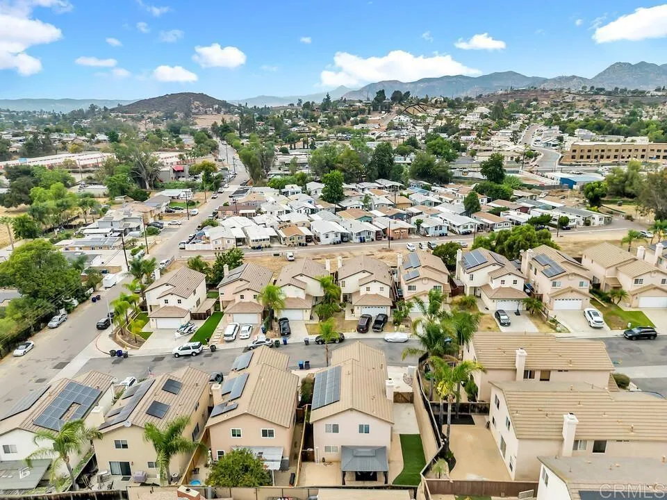 https://cdn.realtyfeed.com/cdn/127/306799953/7446a569af2b4fdf73b56ea3a5417b00.webp