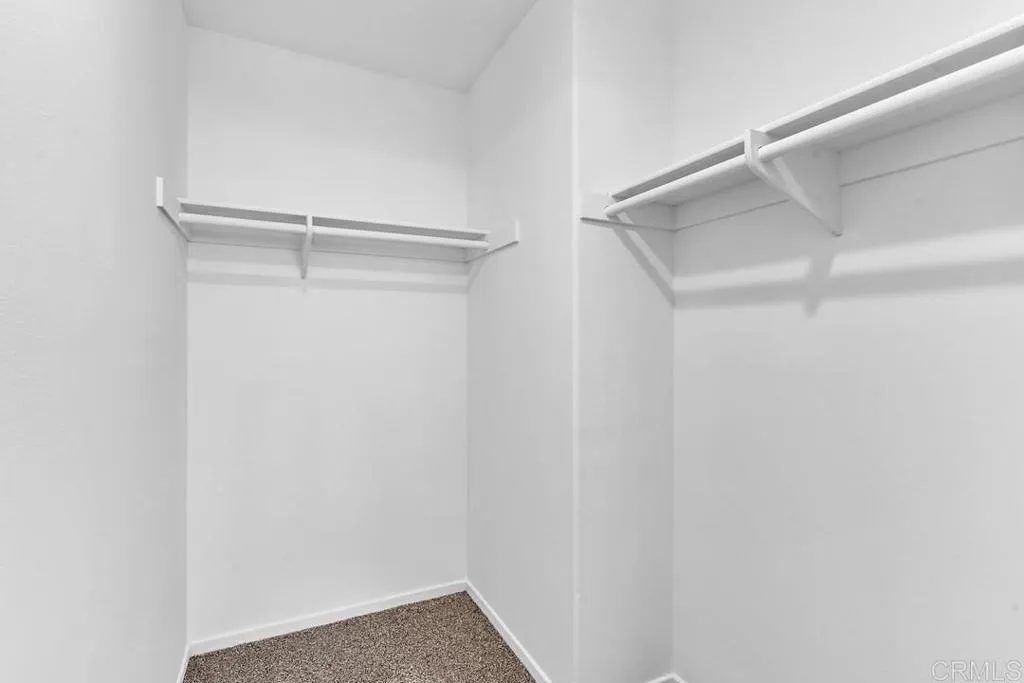 https://cdn.realtyfeed.com/cdn/127/306799953/87c3802c42f3224bc35e354c19bc1ab9.webp