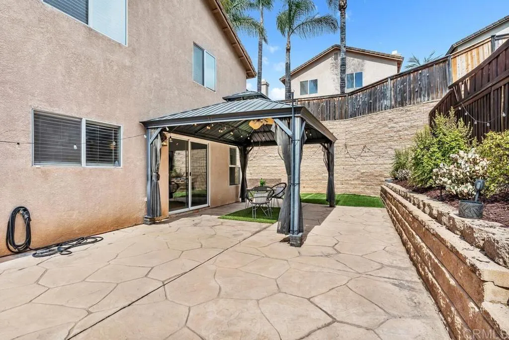 https://cdn.realtyfeed.com/cdn/127/306799953/8caf905418a3bcbf6c7a93eaa7a7abdb.webp