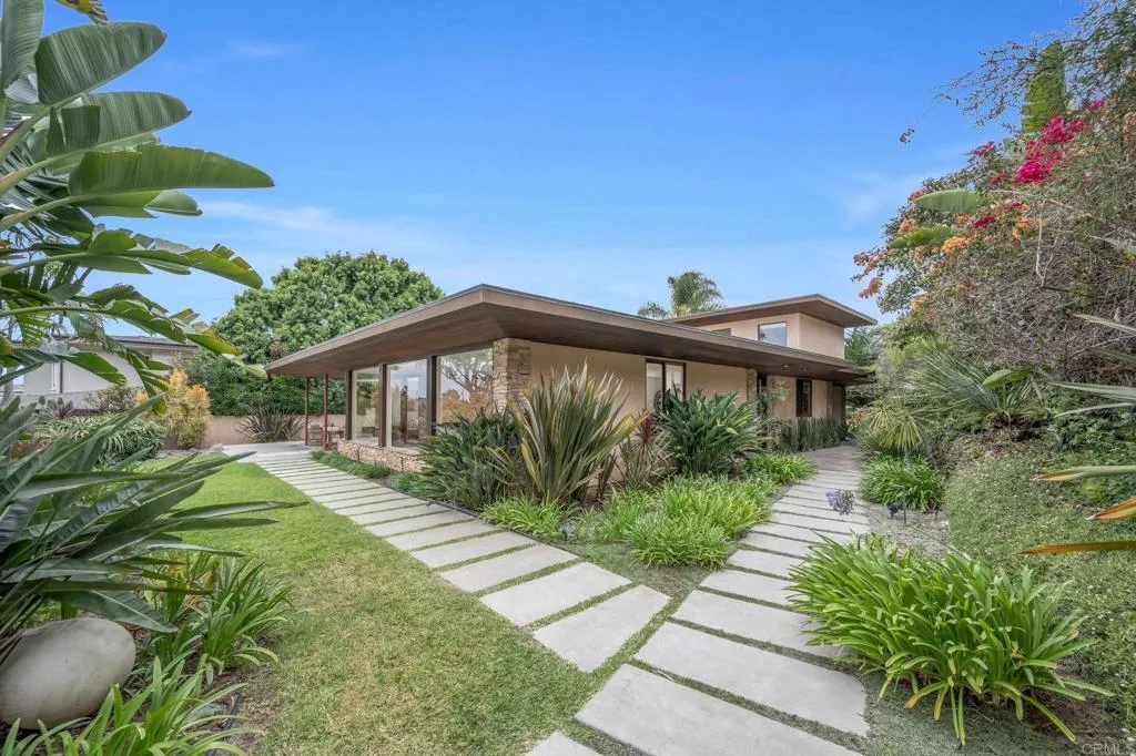 https://cdn.realtyfeed.com/cdn/127/306799974/59ace8a34463378064728d050587f357.webp