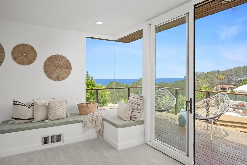 https://cdn.realtyfeed.com/cdn/127/306799974/9bf8f24c4734d607cafc04102a4f19a7.webp