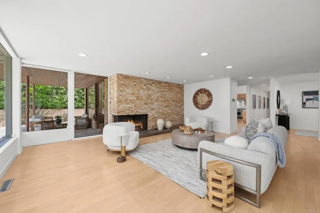 https://cdn.realtyfeed.com/cdn/127/306799974/9f9e746c628102b2032e8e7c9e7c268f.webp