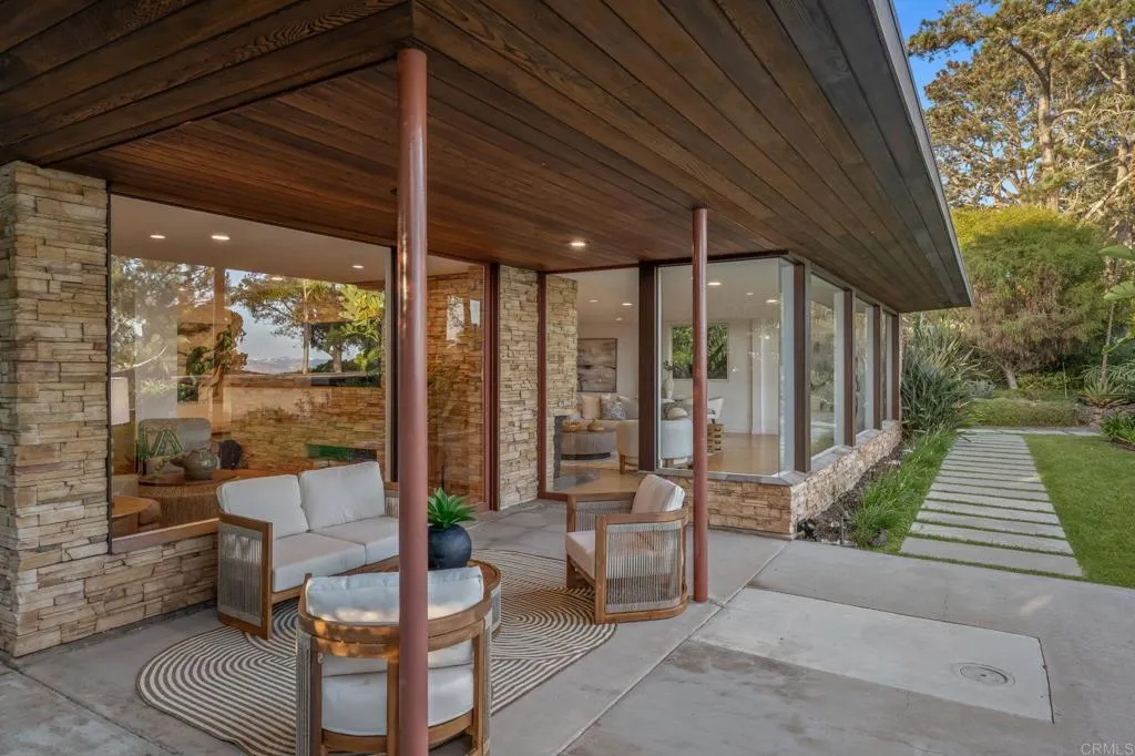 https://cdn.realtyfeed.com/cdn/127/306799974/a908c71f2e82090780ad29135d3a764a.webp