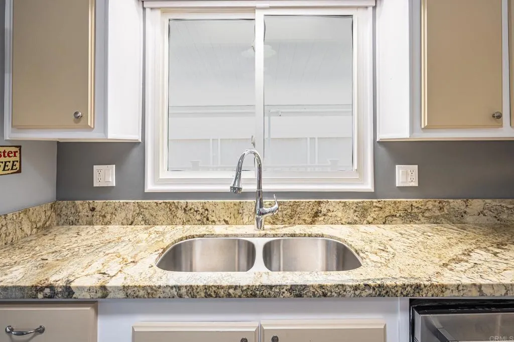 https://cdn.realtyfeed.com/cdn/127/306800013/d95cee79f5ad765190ff5a2a545de8d3.webp