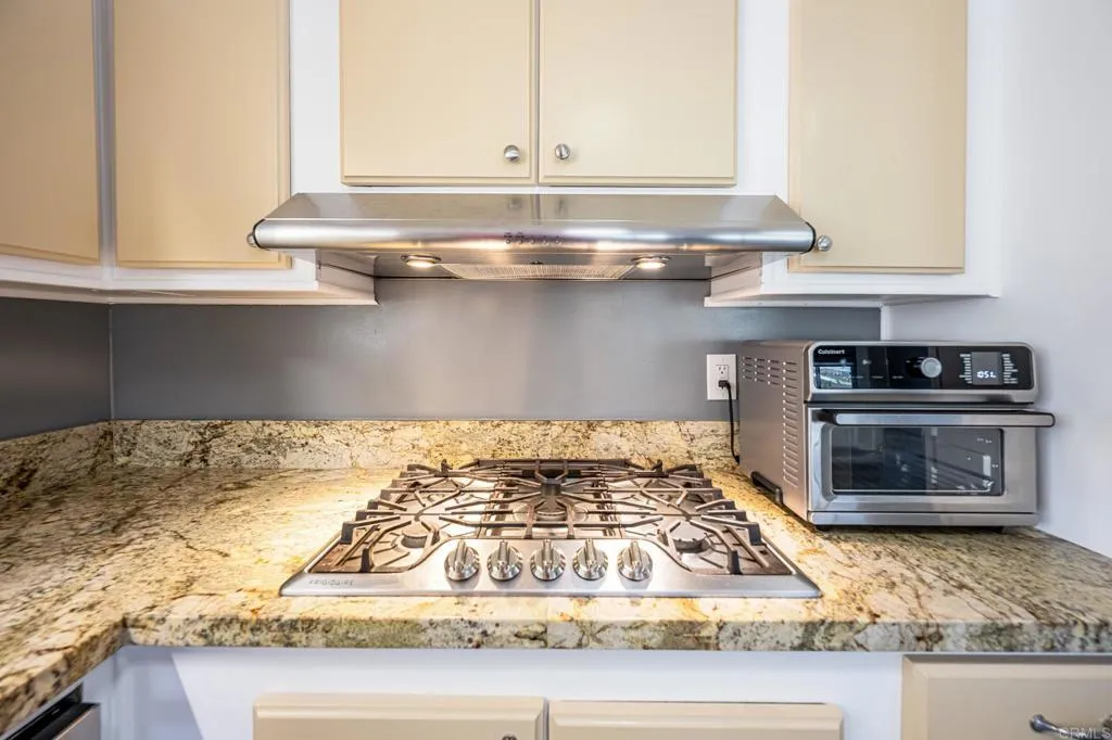 https://cdn.realtyfeed.com/cdn/127/306800013/e527ea080df3c4dc0db0832da2e891aa.webp