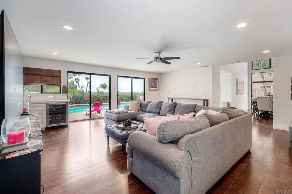 https://cdn.realtyfeed.com/cdn/127/306800025/1ec89d79e2275eb0a9dd54a88e0a4a11.webp