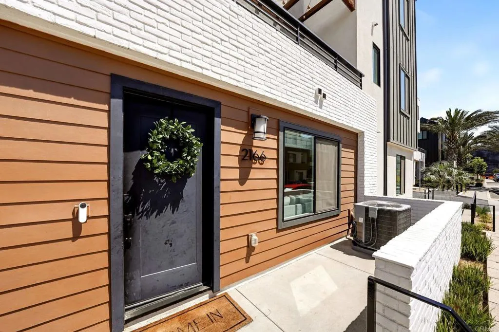 https://cdn.realtyfeed.com/cdn/127/306800042/bf75deea5d9086c11b9d834a48a43134.webp