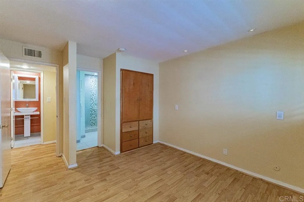 https://cdn.realtyfeed.com/cdn/127/306800210/2e369a04df856b5298b5462410c3790d.webp