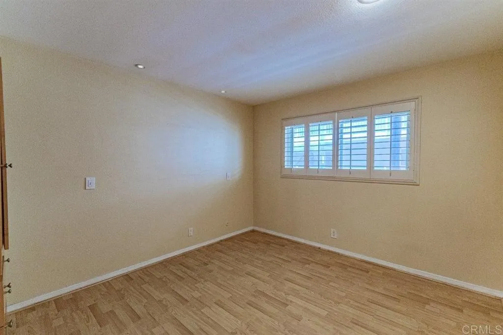 https://cdn.realtyfeed.com/cdn/127/306800210/b148ebba7e17071243239d55705afcd2.webp