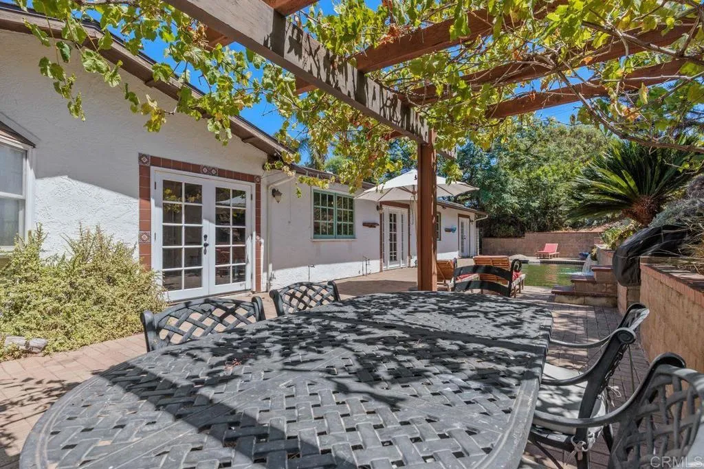 https://cdn.realtyfeed.com/cdn/127/306800355/2bedd9b69507977819e1c953c324ef2f.webp