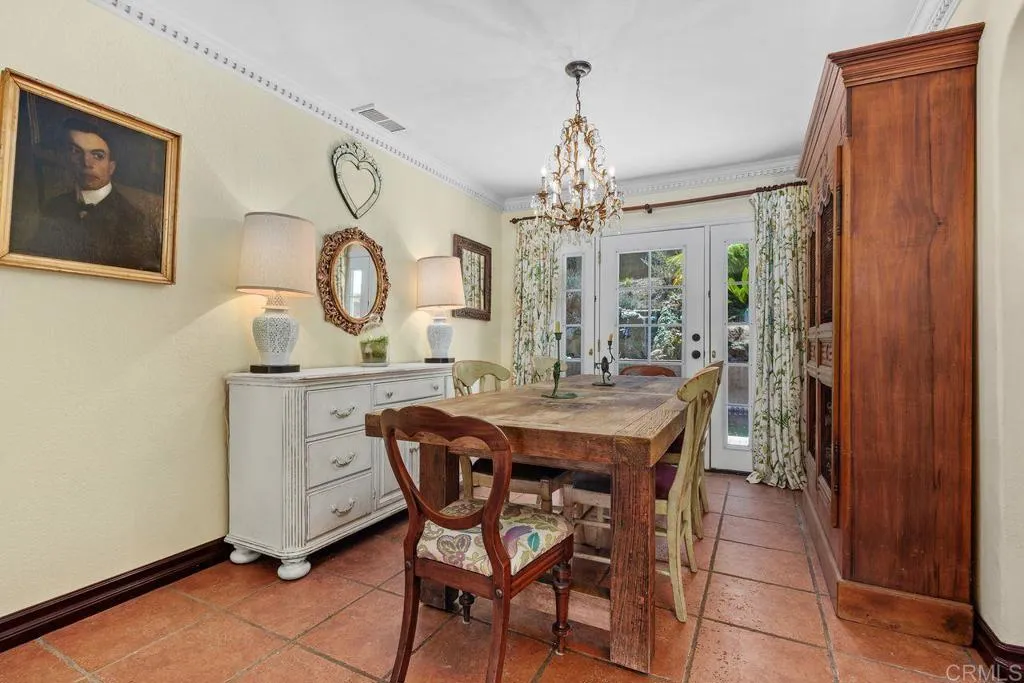 https://cdn.realtyfeed.com/cdn/127/306800355/57eb92f28df5ab86141845037724646d.webp