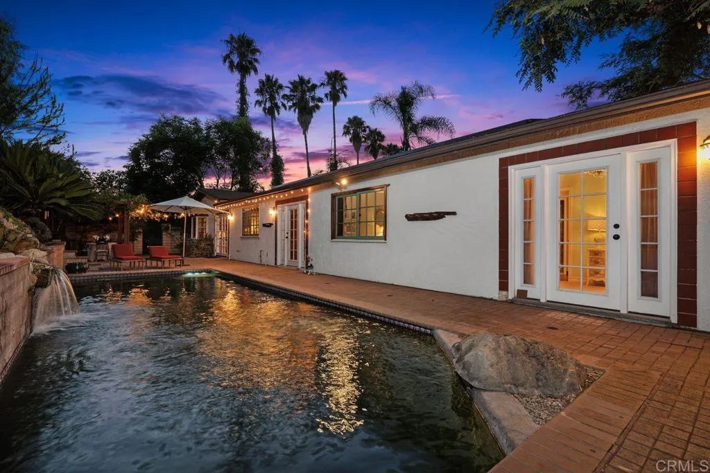 https://cdn.realtyfeed.com/cdn/127/306800355/7db5496dba6eddc4c3b8fba342171fb2.webp