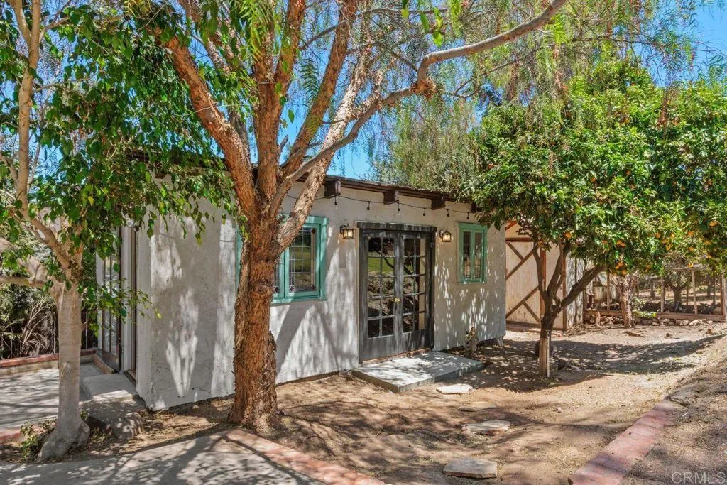 https://cdn.realtyfeed.com/cdn/127/306800355/eda0f9fd2ac48763cd6b0e7e234c6481.webp